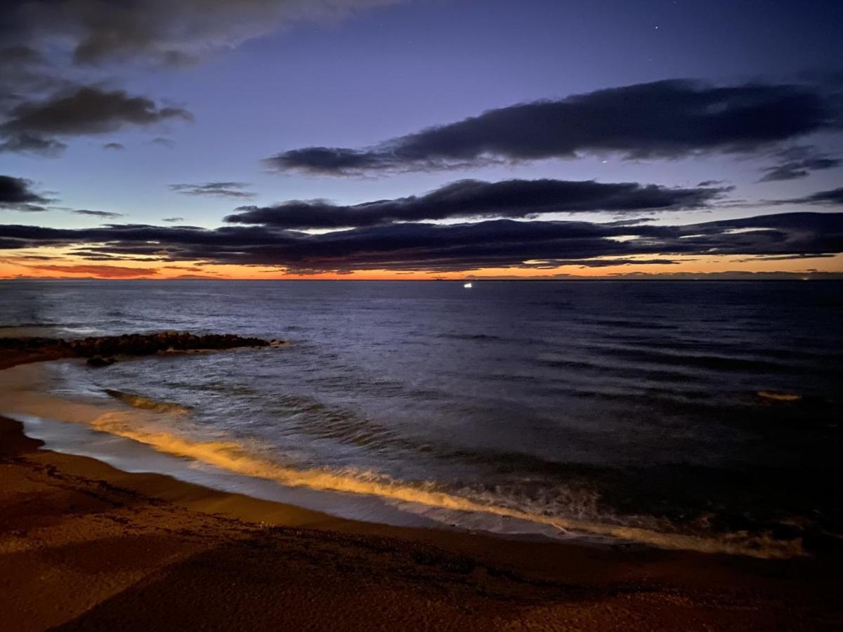 Perla Playa Casa Lägenhet Benalmádena Exteriör bild